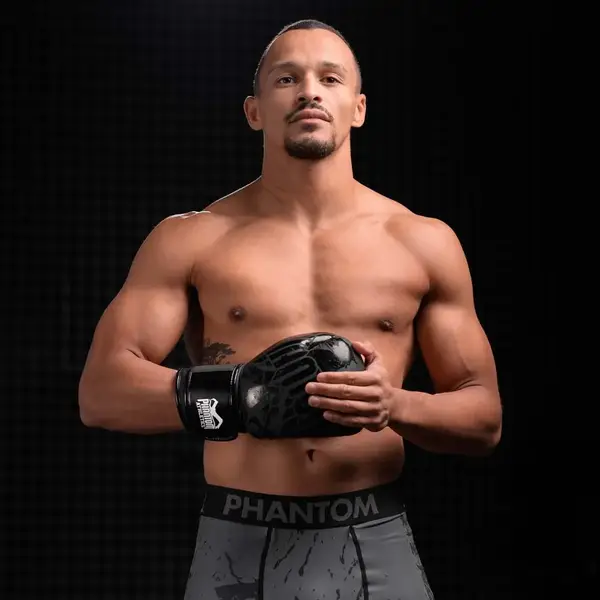 Боксерские перчатки Phantom Germany Eagle Black 12 унций (Бинты 4м. в подарок) купить недорого в Украине, фото 8