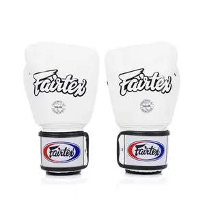 Боксерские перчатки Fairtex BGV1 White 12 унций (бинты в комплекте) купить