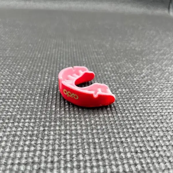 Капа OPRO Gold доросла (вік 11+) Red/Pearl (art.102504004) купити недорого в Україні, фото 8