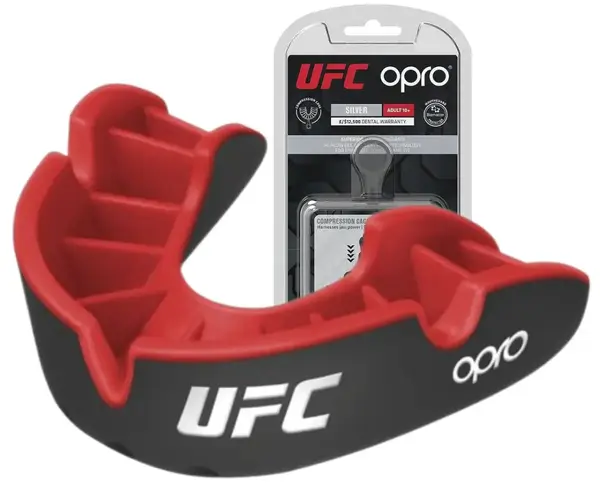 Капа OPRO Silver UFC доросла (вік 11+) Black/Red (ufc.102514001) купити