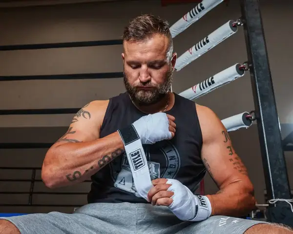 Бинты для бокса TITLE Boxing Select 180" Semi Elastic Mexican White (4.5м.) купить недорого в Украине, фото 4