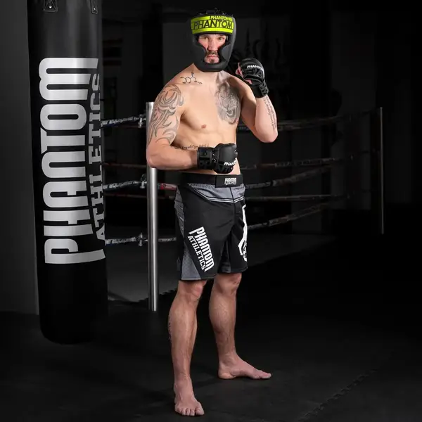 Боксерский шлем Phantom APEX Full Face Neon One Size Black/Yellow боксерский шлем Phantom APEX Full Face Neon One Size купить недорого в Украине, фото 6