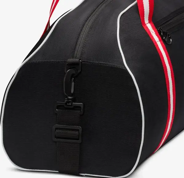 Сумка Nike W NK GYM CLUB - RETRO 24L черный, белый, красный Женщина 33 x 51 x 23 см купить недорого в Украине, фото 8