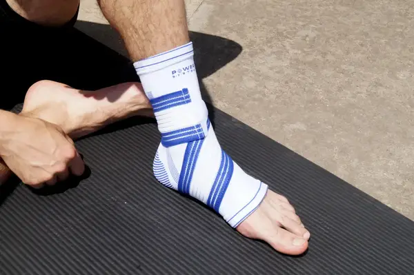 Бандажі на гомілкостоп Power System PS-6009 Ankle Support Pro Blue/White S/M (1шт.) купити недорого в Україні, фото 10
